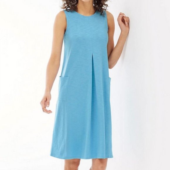 J. Jill Dresses & Skirts - J. Jill sleeveless center-pleat knit dress